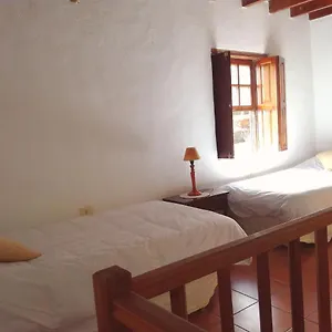https://casa-fema.in-canary-islands.com