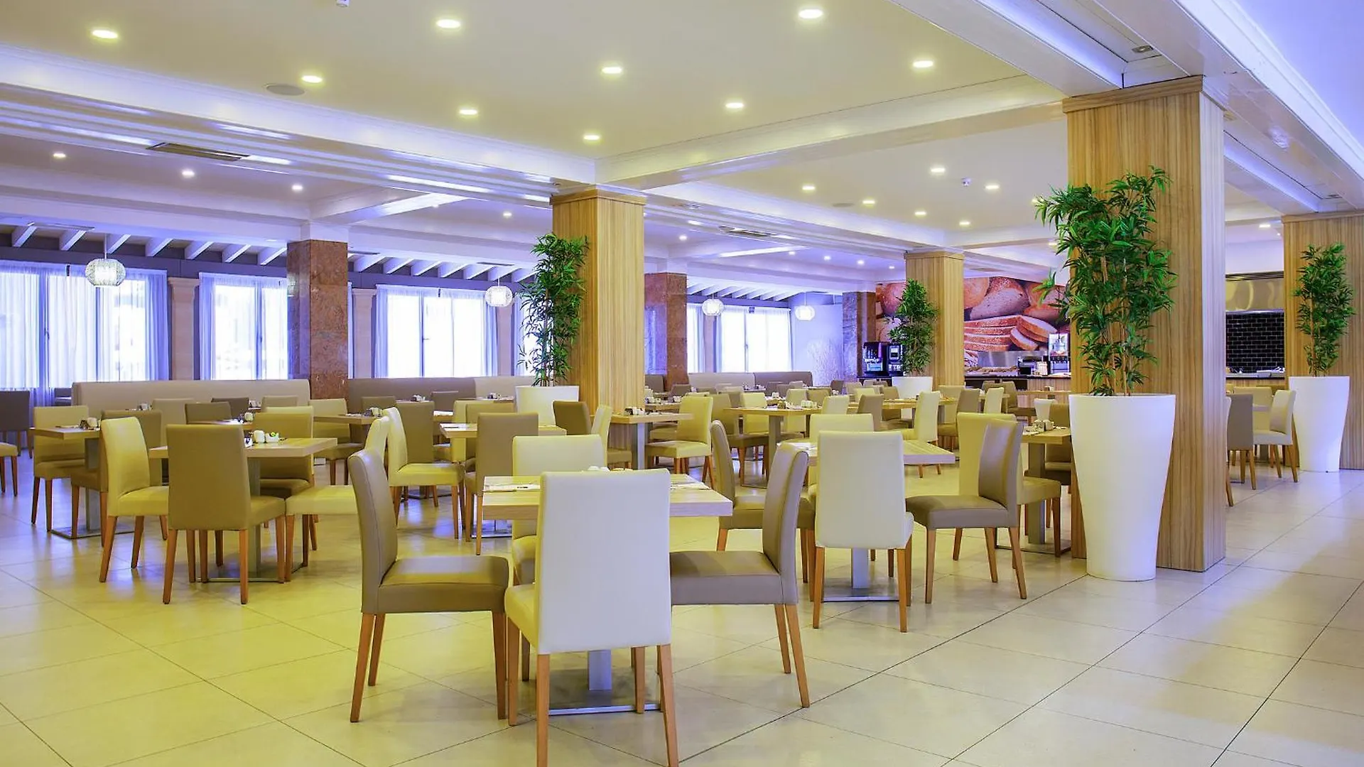 Bq Can Picafort Hotel